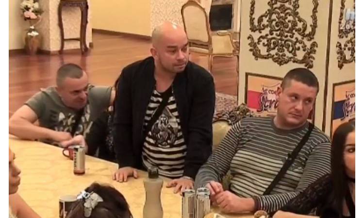 MILI U VELIKOM PROBLEMU: Produkcija morala da se oglasi zbog toga!