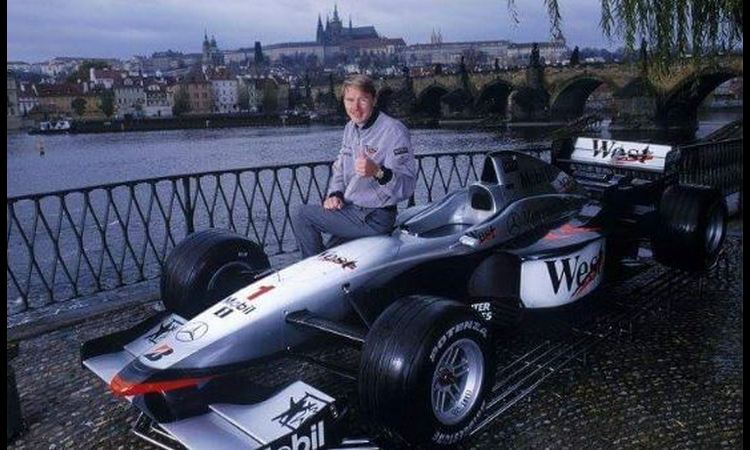 ŠAMPION FORMULE 1 U BEOGRADU: Snima za svetski poznatu kompaniju! (VIDEO)