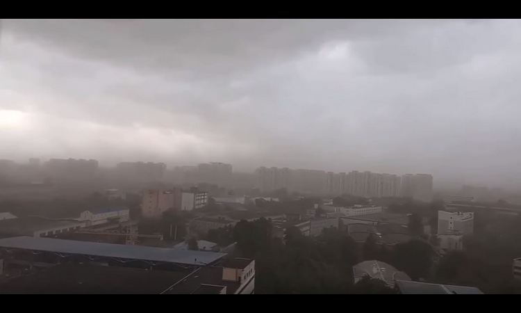 STRAVIČNO NEVREME U RUSIJI ODNELO 13 ŽRTAVA: Porastao i broj povređenih! (VIDEO)