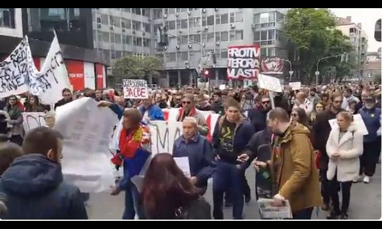 demonstranti krenuli ka Vladi Srbije! (video