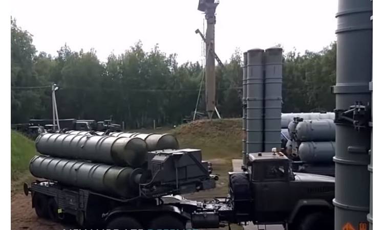STUPA NA BORBENO DEŽURSTVO: Rusija ispručila Belorusiji još jedan sistem protivvazdušne odbrane S-400