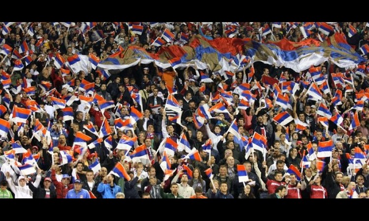 GUŽVA NA HORGOŠU: Mađari otvorili poseban red za navijače Srbije