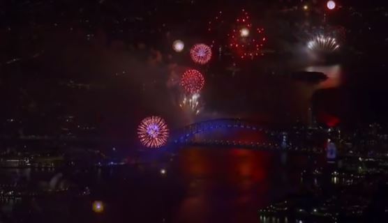 AUSTRALIJA DOČEKUJE NOVU GODINU UZ SPEKTAKULARNI VATROMET Uprkos požarima koji besne, tradicija se nastavlja