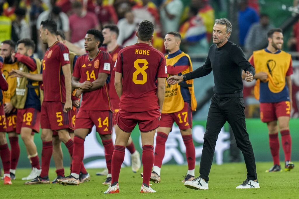 Bivši selektor fudbalera Španije Luis Enrike razočaran: „Čini mi se da smo propustili veliku priliku na ovom turniru jer, gledajući polufinaliste, nijedan od njih nije bolji od nas!“