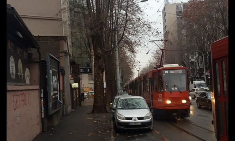 KAO U STARA VREMENA: Nesvakidašnji tramvaj danas krstari beogradskim ulicama! (foto)