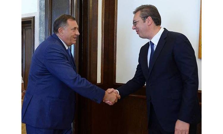 RAZGOVOR O VAŽNIM PITANJIMA SRBIJE I RS: Predsednik Vučić nakon sastanka sa Dodikom: „Podržavamo dogovor sva 3 konstitutivna naroda“