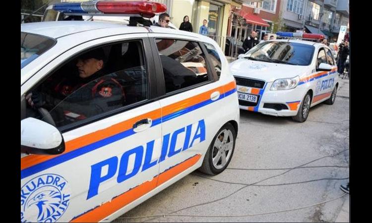 OGLASILE SE ŠPANSKA POLICIJA NAKON NAPADA U BARSELONI: Policajac je pucao u samoodbrani, u pitanju je teroristički napad!