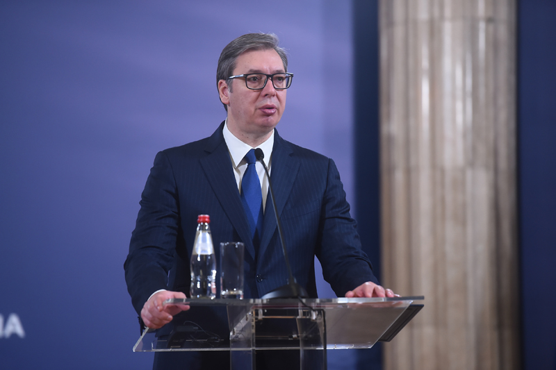 SUTRA VAŽNI SASTANCI: Predsednik Vučić sastaje se sa Lajčakom i Eskobarom