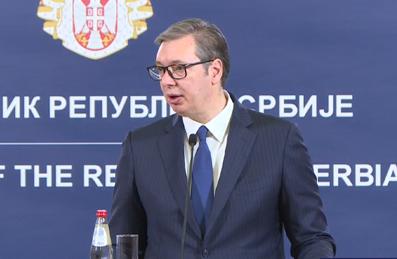 SITUACIJA NA KIM UZAVRELA! Vučić: "Srbi južno od Ibra su blizu odluke da napuste institucije! Ljudi neće da trpe Kurtijev teror!"