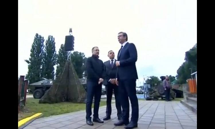 PREDSEDNIK SRBIJE PRISUSTVOVAO VEŽBI „ZAJENIČKI UDAR“ U KRALJEVU: „Razlika između vojske i policije danas i pre nekoliko godina je kao nebo i zemlja“!