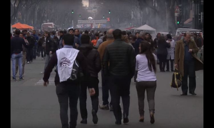 HAOS U BAGDADU: Ranjeno na više desetine ljudi! (FOTO)