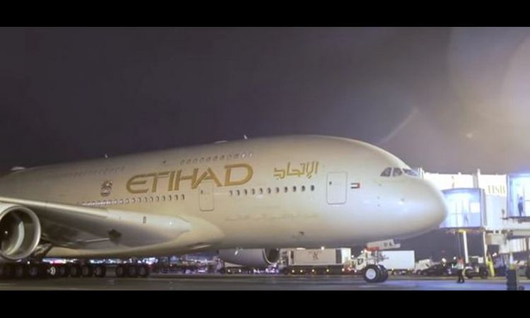 LUKSUZAN ŽIVOT: Nova NAJSKUPLJA avionska karta na svetu (VIDEO)