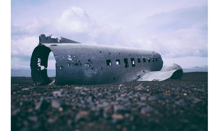 POMAK U ISTRAZI: Pronađeni delovi olupine nestalog aviona!
