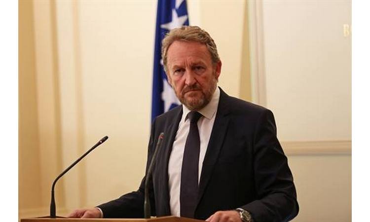 IZETBEGOVIĆ: BiH neće u NATO ako to ne žele Srbi i RS!