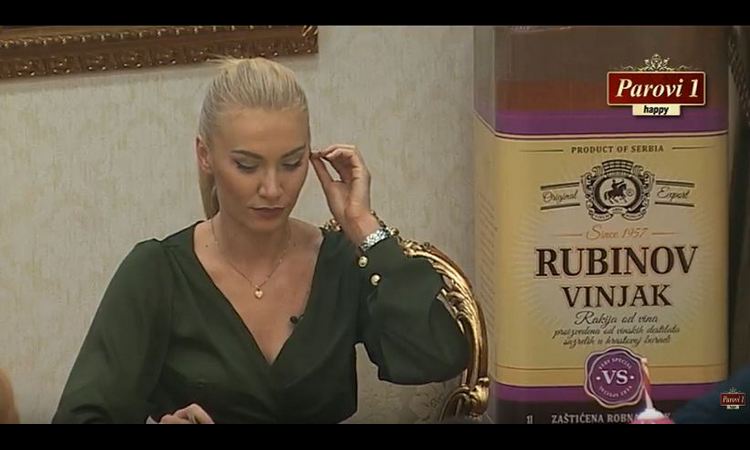 BOJANA SAOPŠTILA KONAČNU ODLUKU: Zbog svadbe, ove nedelje se sve menja!