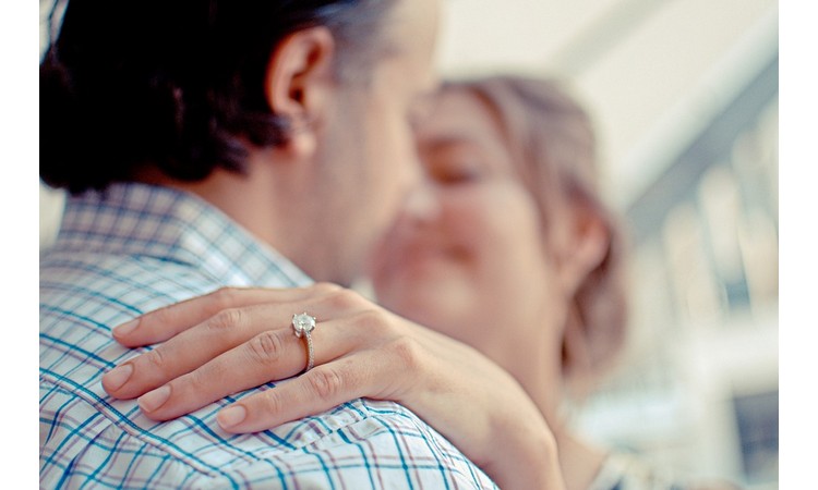 NAUČNICI POTVRDILI: Muškarci koji su u braku sa OVAKVIM ženama su 10 puta srećniji od ostalih