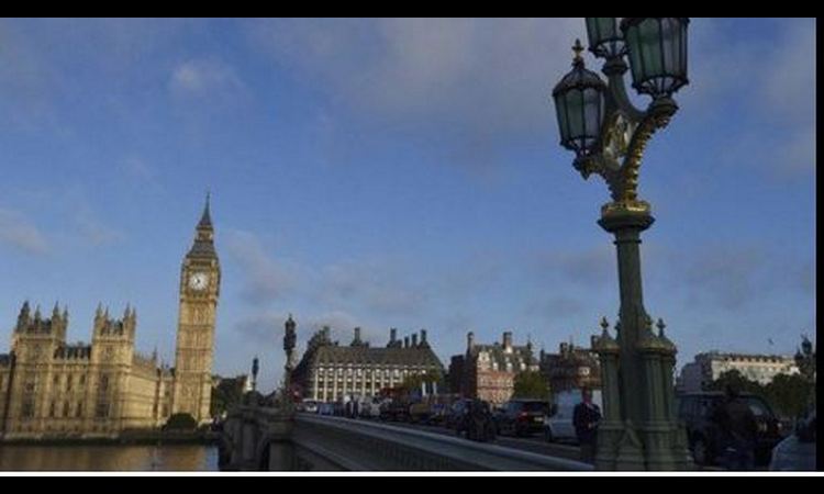 „BREGZIT JE BREGZIT“: Britanski parlament pristao na raspravu, ali ne i na ponavljanje referenduma