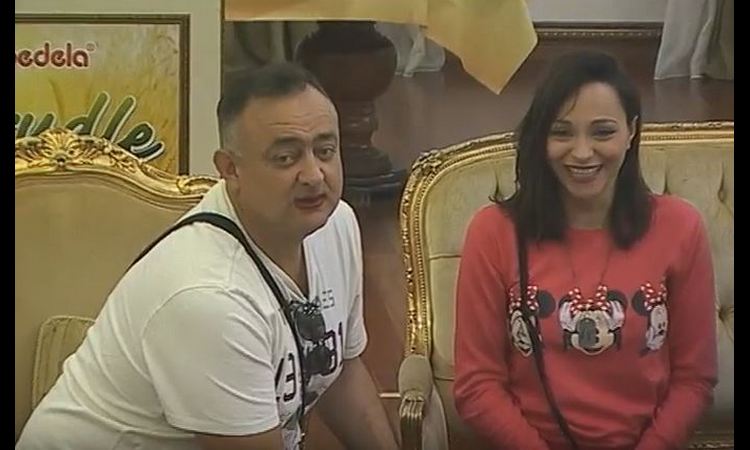 KAKAV PREOKRET: Bumbar je nešto priznao Ružici, ona umalo da se onesvesti!