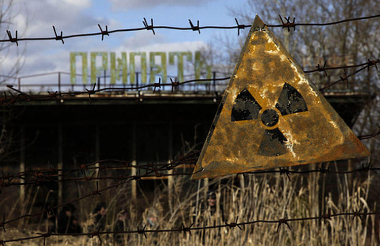 JEDAN STARAC VEĆ TRI DECENIJE ŽIVI PORED ČERNOBILJA: Otkrio kako je živeti pored nuklearke!