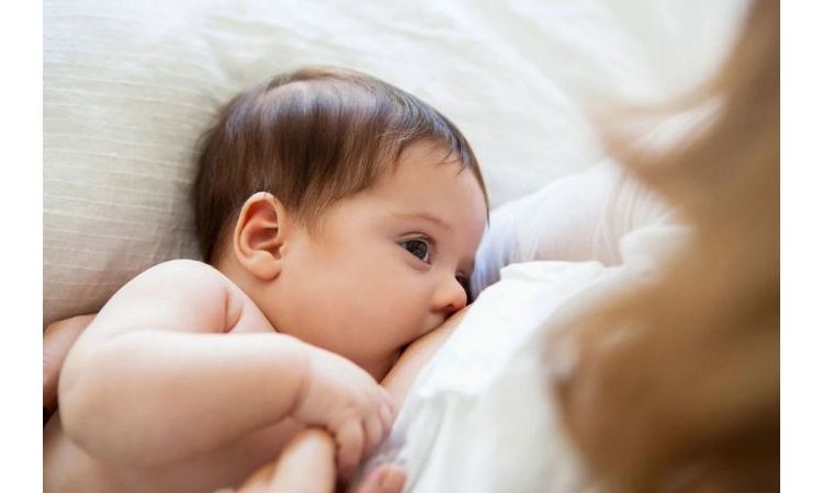 OBRATITE PAŽNJU: Ovo su saveti za lakše dojenje beba!
