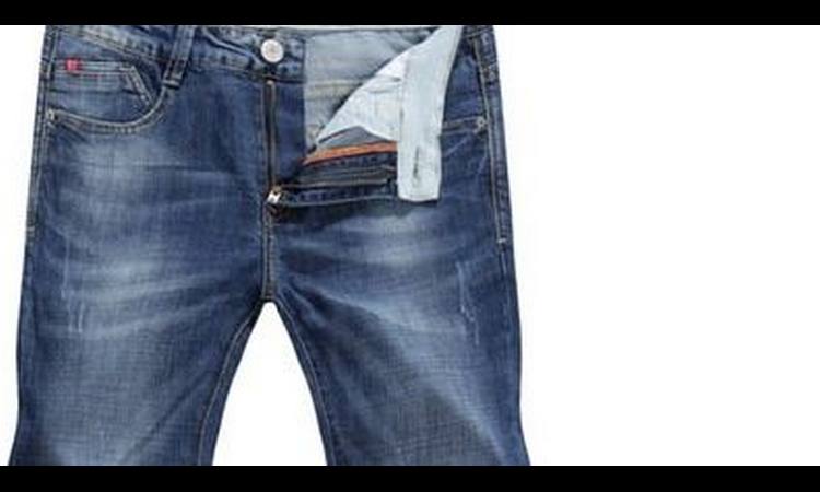 OVO SIGURNO NISTE ZNALI: Koja je prava svrha petog džepa na farmerkama