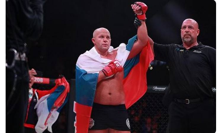 SPEKTAKL „BELATOR 208“ U NJUJORKU: Ruski MMA borac, Fedor Emeljanenko brutalno nokautirao američkog borca Čejla Sonena! (VIDEO)