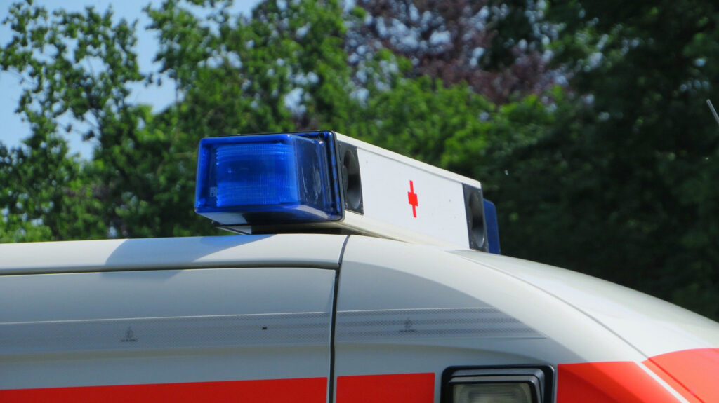 TRAGEDIJA KOD SMEDEREVA: Ženu udario kamio, provlačila se između kolone vozila! Preminula u bolnici