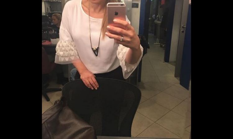UMALO NIJE PALA U NESVEST: Popularnoj voditeljki muž kupio poklon od 12.000 evra!
