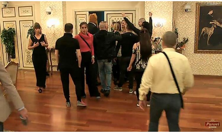 KAKAV OBRT U „PAROVIMA“: Mili napustio vilu, a onda se na veliko iznenađenje svih desilo ovo!