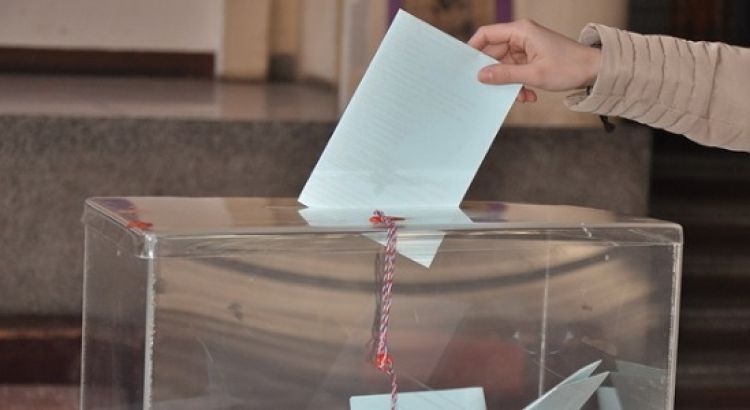 KOSOVO I METOHIJA: Počela izborna tišina pred vanredne parlamentarne izbore!
