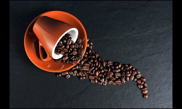 NISTE BAŠ SVOJI DOK NE POPIJETE KAFU? 8 znakova da preterujete sa kofeinom!