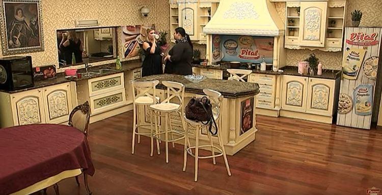KRČKA: Jelena i Kiki šaputale u kuhinji! OVO se ukućanima neće svideti!  (FOTO