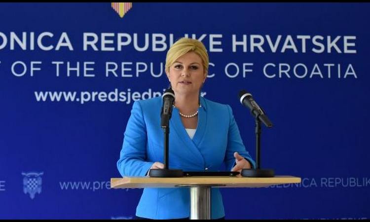 GRABAR-KITAROVIĆ: Hrvatska zastava se vijorila u Kninu i da će se vijoriti i ubuduće!