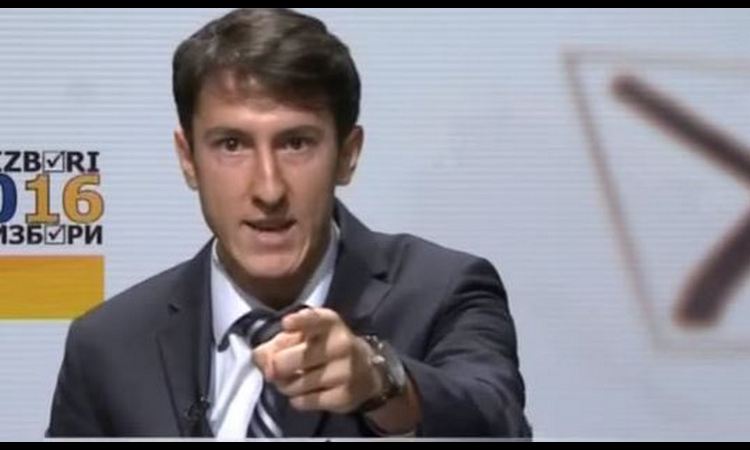 DA LI  JE OVO NAJAMBICIOZNIJI POLITIČAR KOJEG JE BALKAN IKADA VIDEO: Kostantin Savić zapalio INTERNET! (VIDEO)