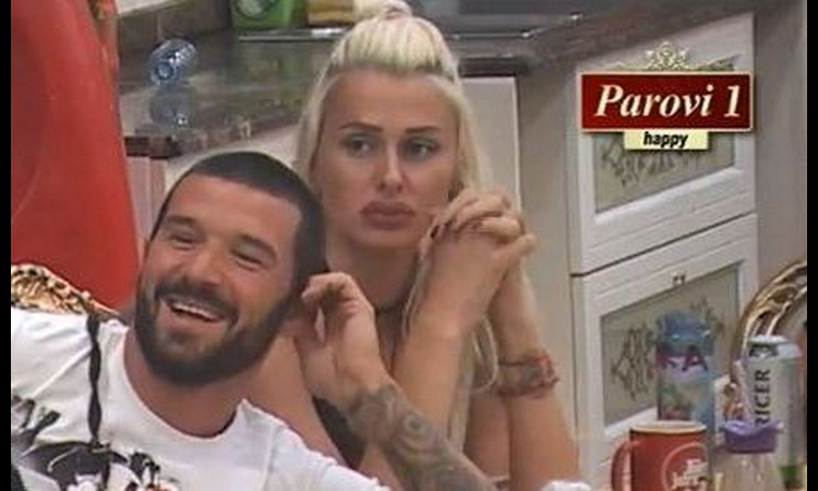 PRST U OKO: Branka se klela da joj je Lakić najbolji prijatelj, a sada ga zamenila sa ovim bivšim učesnikom! (foto)
