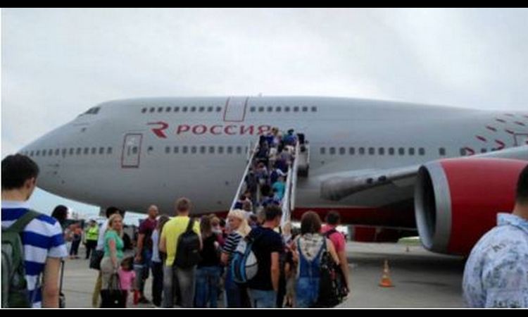 DRAMA ZBOG RAZVODA: 500 putnika zarobljeno na aerodromu zbog tuđih ljubavnih problema