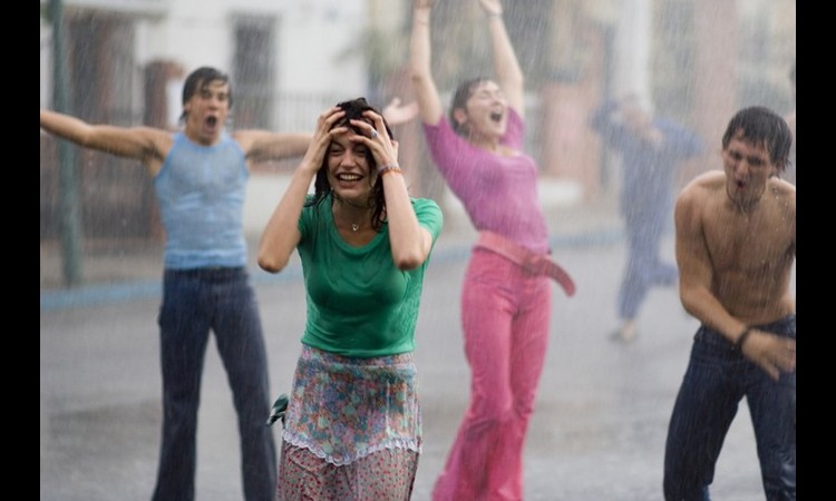 DANAS OSVEŽENJE U CELOJ SRBIJI: Spremite kišobrane, mogući pljuskovi!