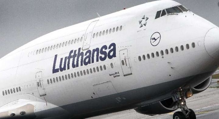 PUTNICI POGOĐENI ŠTRAJKOM: Lufthanta OTKAZAO 1300 letova! (FOTO)