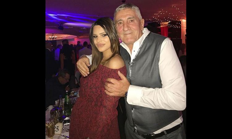 ORILA SE CRNA GORA: Brano Mićunović slavio rođenje unuka sa Cecinim sinom! (foto)