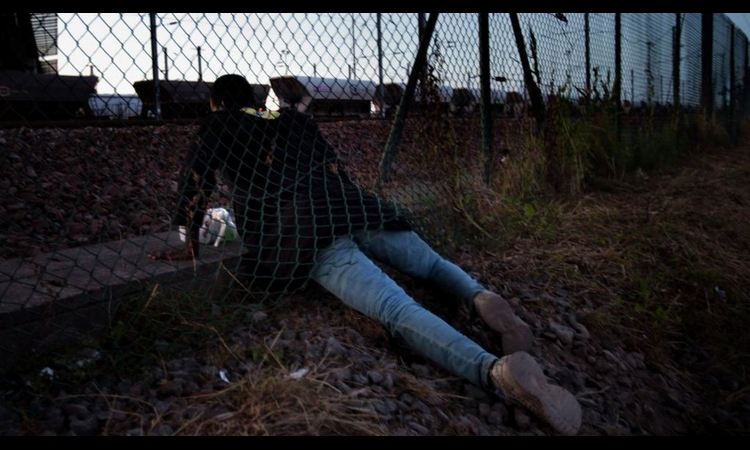 SLOVAČKA: Udes kombija koji je prevozio ilegalne migrante, među povređenima i deca