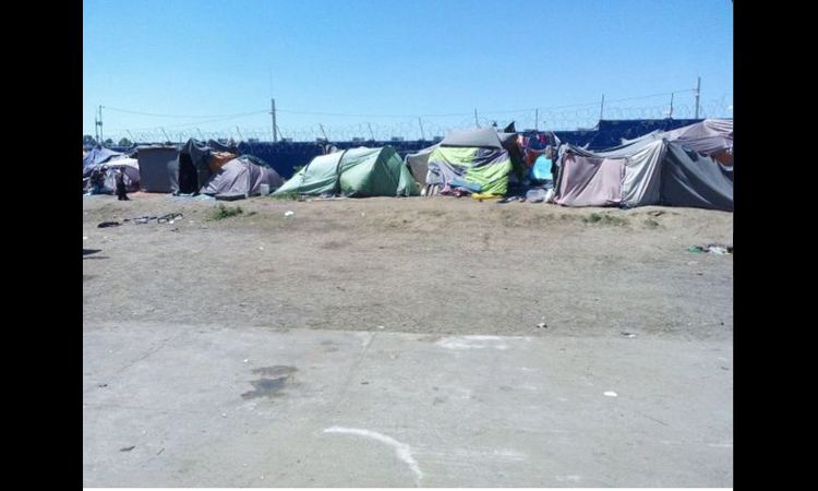 UNHCR IZRAŽAVA ZABRINUTOST: Pogoršano stanje migranata na granici između Mađarske i Srbije