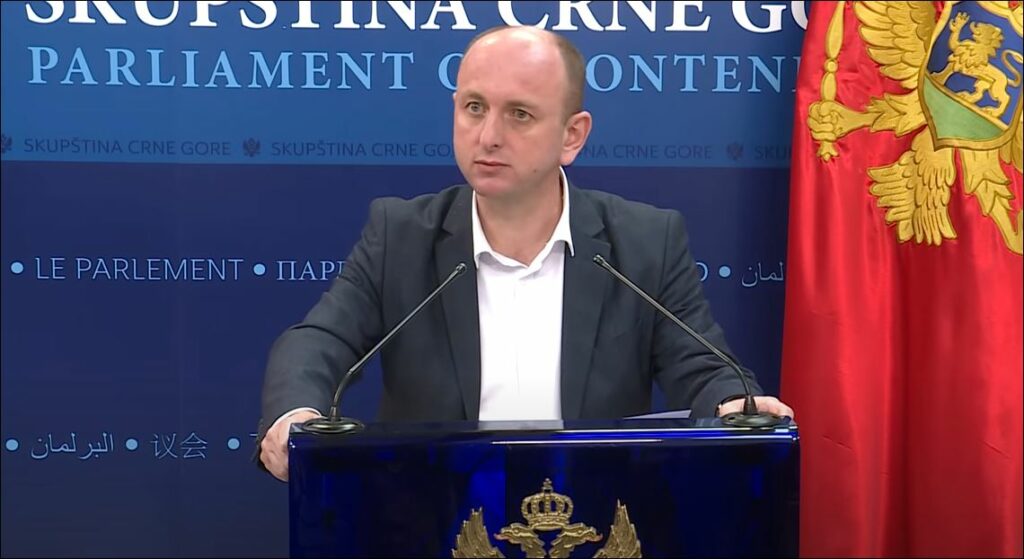 MILAN KNEŽEVIĆ PROTIV: „DPS u ovom trenutku je najanticrnogorska partija“