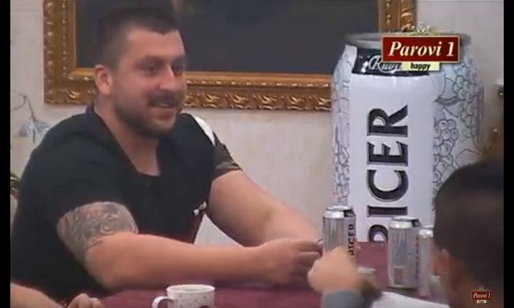 MLADEN SE SLEDIO: Sestra ti je poručila da je mnogo ljuta na tebe, a sve zbog Dalile!