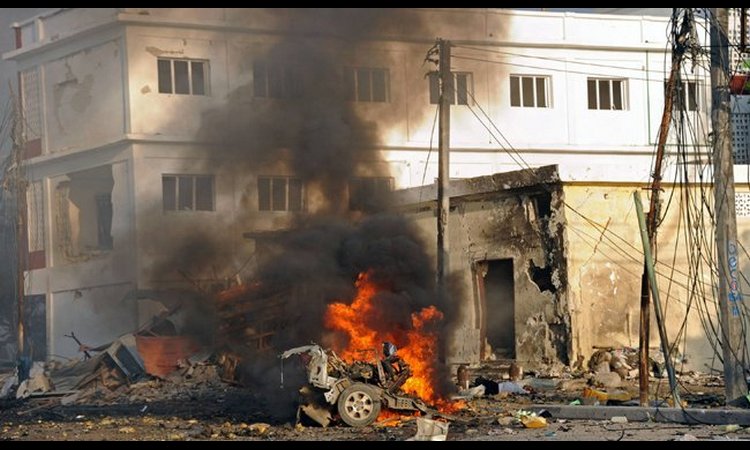 TRAGEDIJA U HOTELU „AMBASADOR“: U bombaškom napadu POGINULO TROJE!