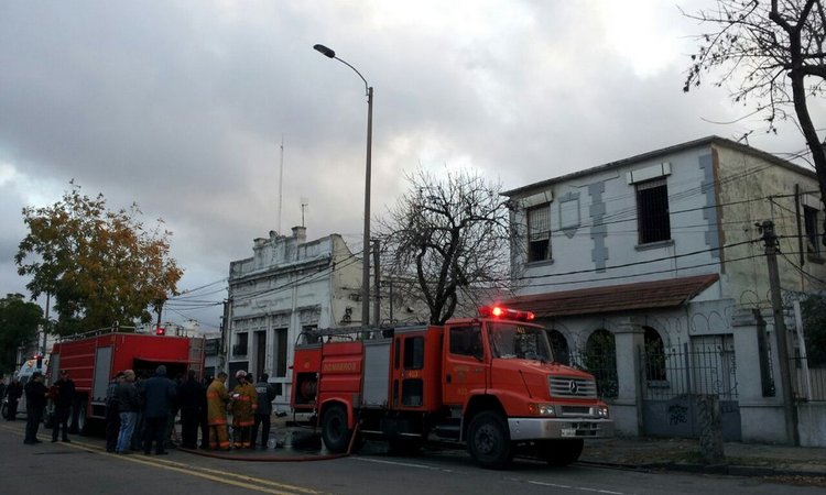 POGINULO SEDMORO: Izbio požar u staračkom domu!