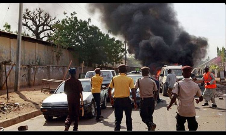 NEMIRI POTRESAJU NIGERIJU: Desetine ljudi izgubilo živote u okršajima vojske i ekstremista