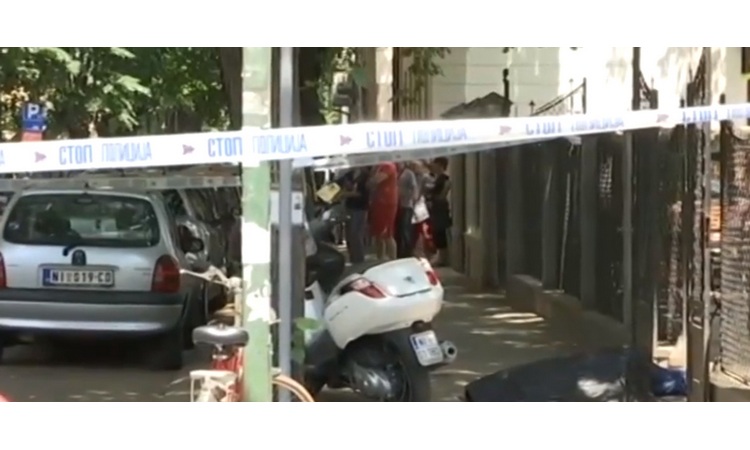 Revolveraški obračun u Nišu: U pucnjavi u centru grada jedna osoba nastradala, a jedna teško ranjena! (VIDEO)