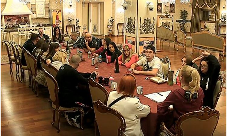 NIKAD NEIZVESNIJE: Otvorena tabela za izbacivanje! (FOTO)