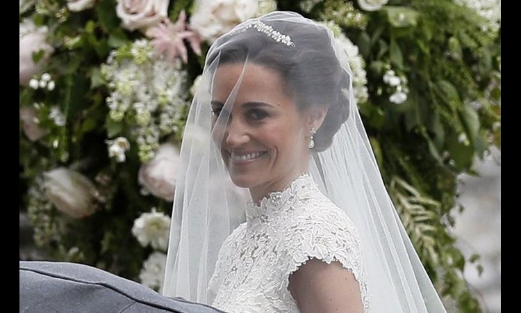 ovako izgleda venčanica od 50.000 evra! (FOTO)