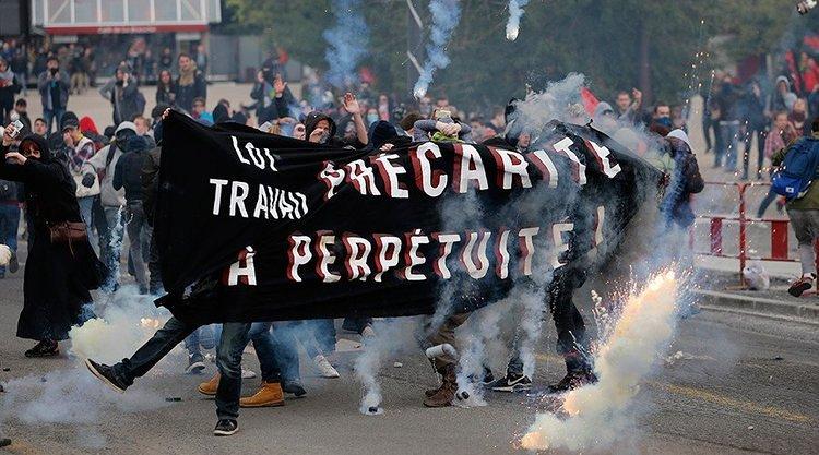 HAOS U FRANCUSKOJ: Uhapšene STOTINE demonstranata! (FOTO)